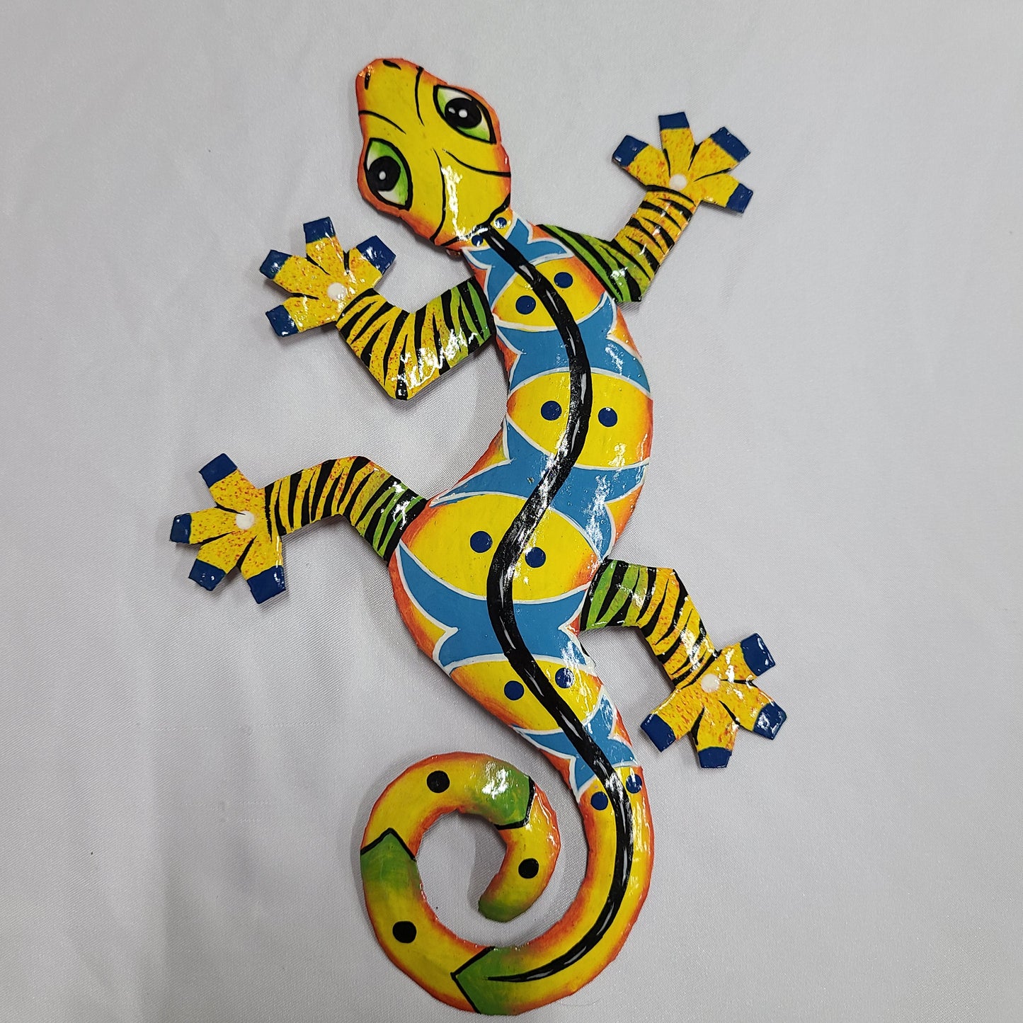 Small Lizard Art (Yellow/Orange Head)
