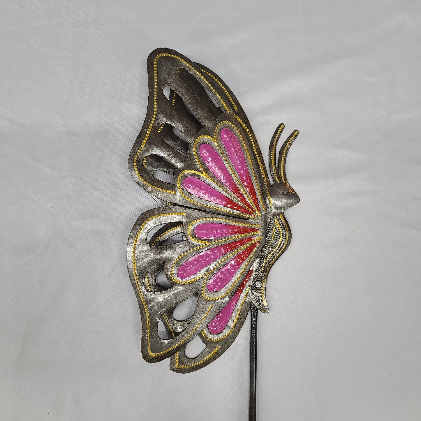 Closed Wing Butterfly Art (Pink/Red)