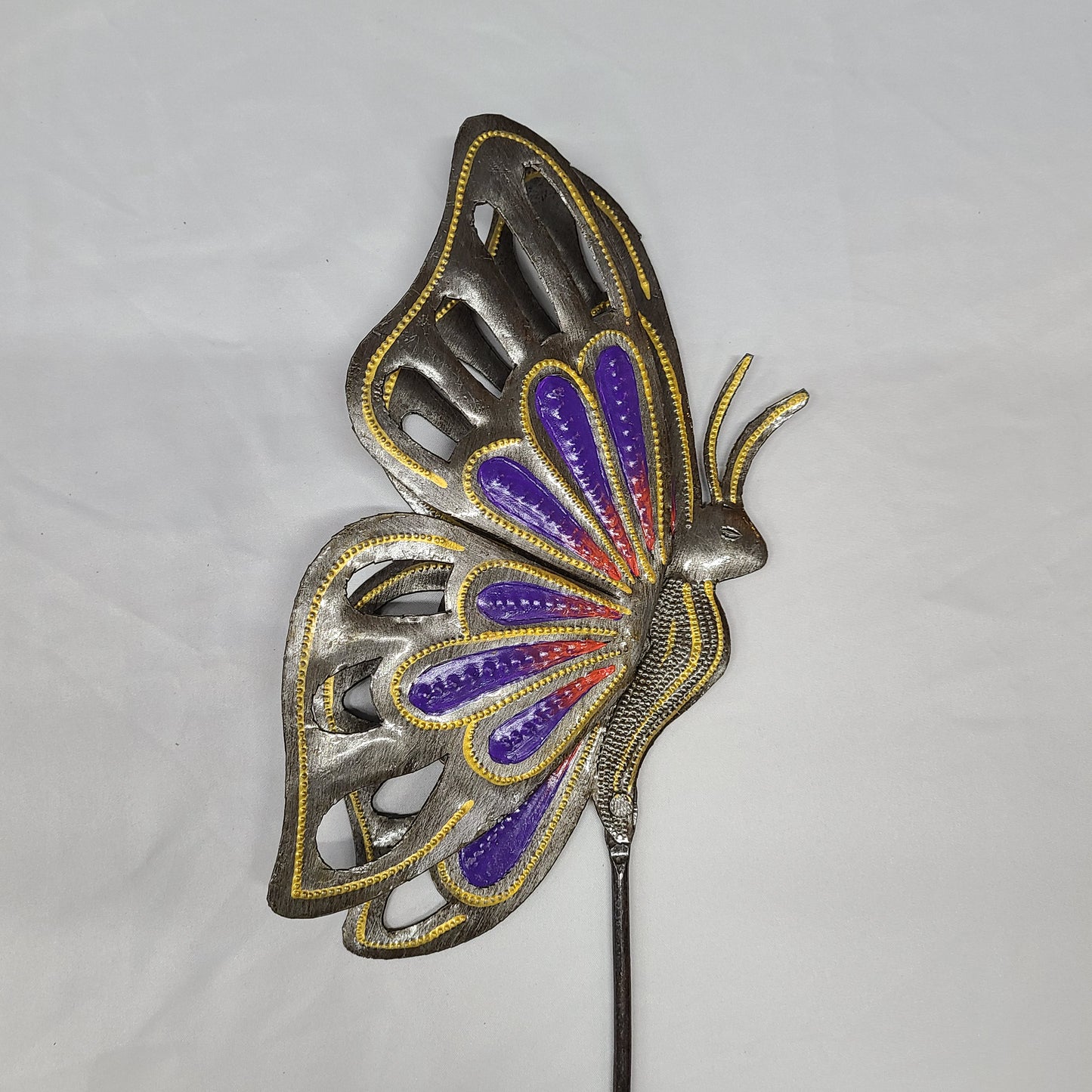 Closed Wing Butterfly Art (Purple/Red)