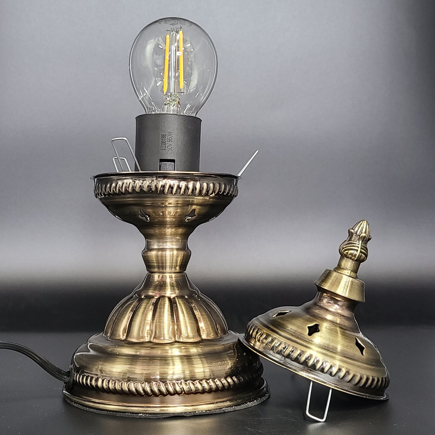 Medium Style Turkish Lamp