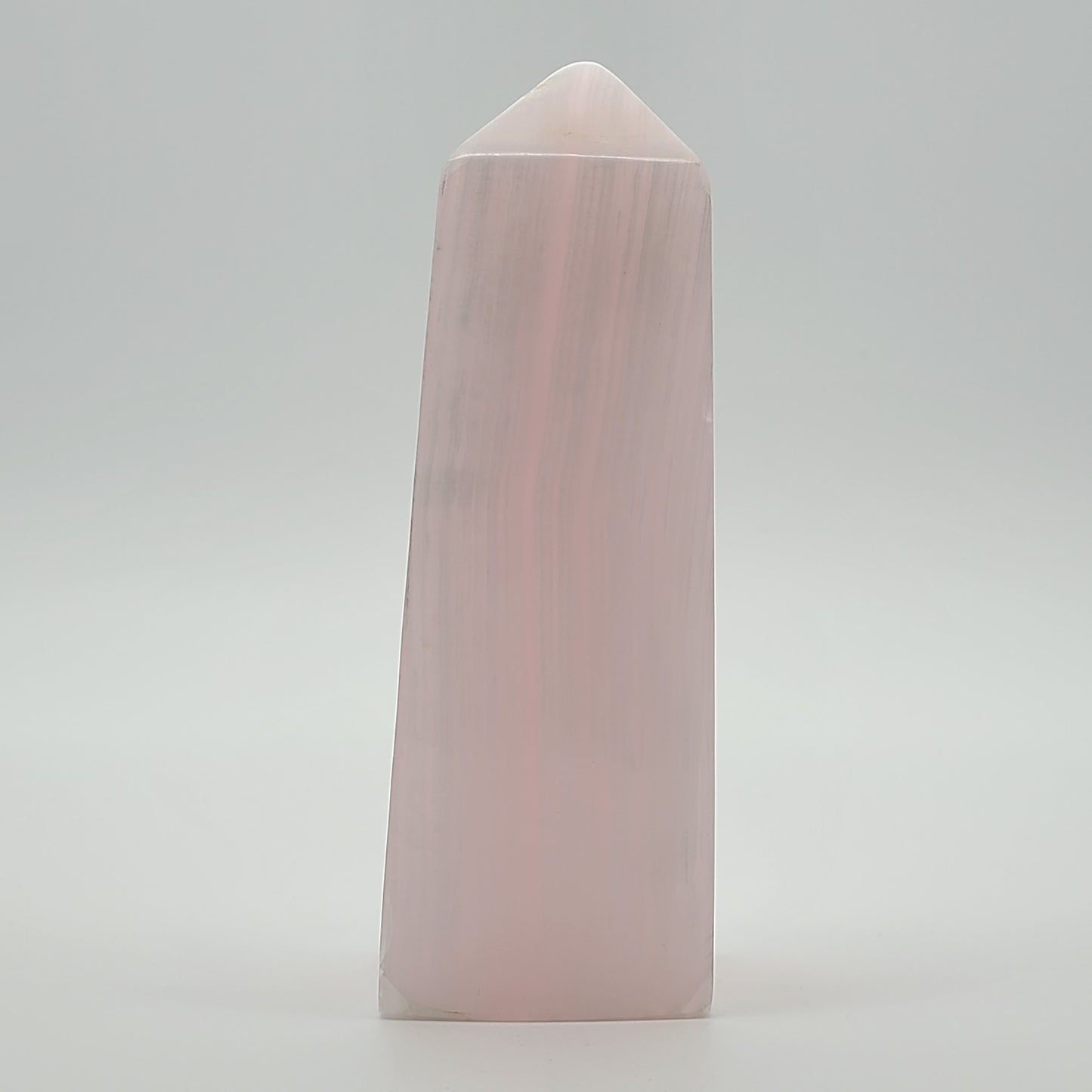 Mangano Calcite Tower