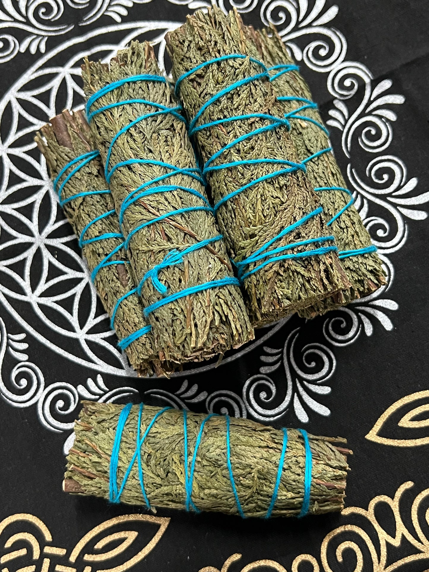 Cedar Sage 4” Smudge Stick